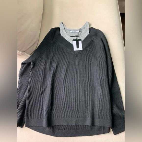 T ALEXANDER WANG V-Neck Sweatwer With Tank Trim - Picture 13 of 14